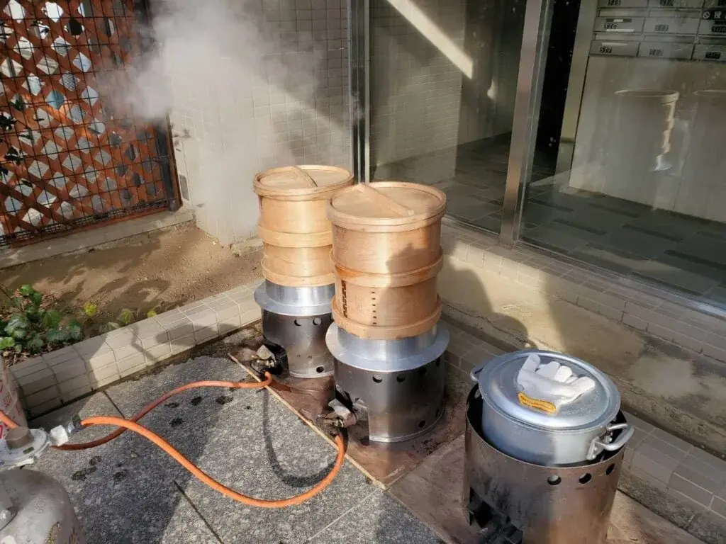 会場で食べる分から、お土産の分まで。